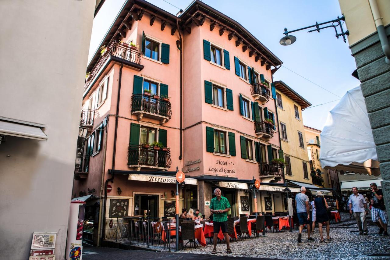 Hotel Lago Di Garda Малчезине Екстериор снимка
